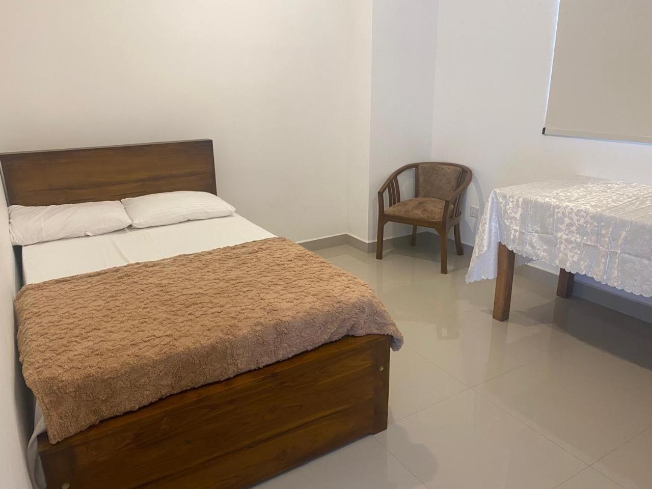 Oval View Residencies Apartment *